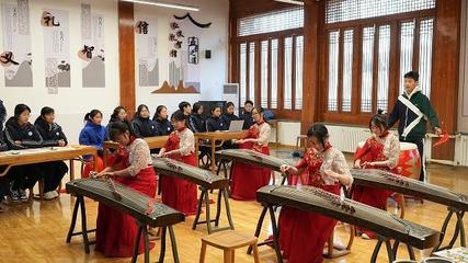 視頻"翰墨丹青話琵琶--賞民樂 學書畫"線上文化交流活動舉辦