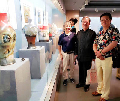 為上海文化新名片添彩 2018海派陶瓷藝術(shù)家作品交流展舉行